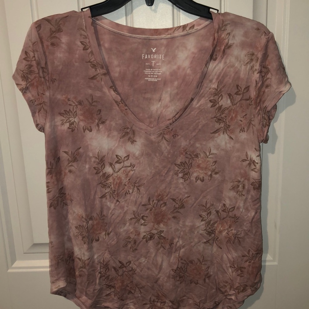 pink top